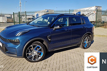 Lynk & Co 01 1.5 PHEV NAVI/PANO/AUR camera